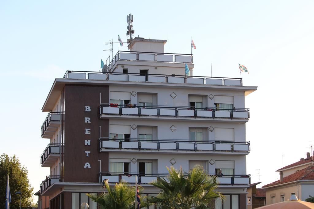 Hotel Brenta Viserbella di Rimini Extérieur photo