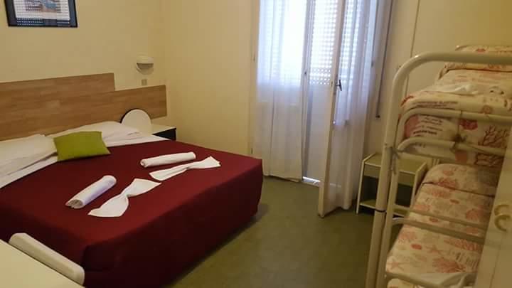 Hotel Brenta Viserbella di Rimini Extérieur photo