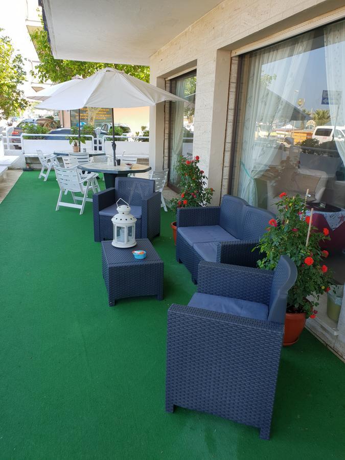 Hotel Brenta Viserbella di Rimini Extérieur photo