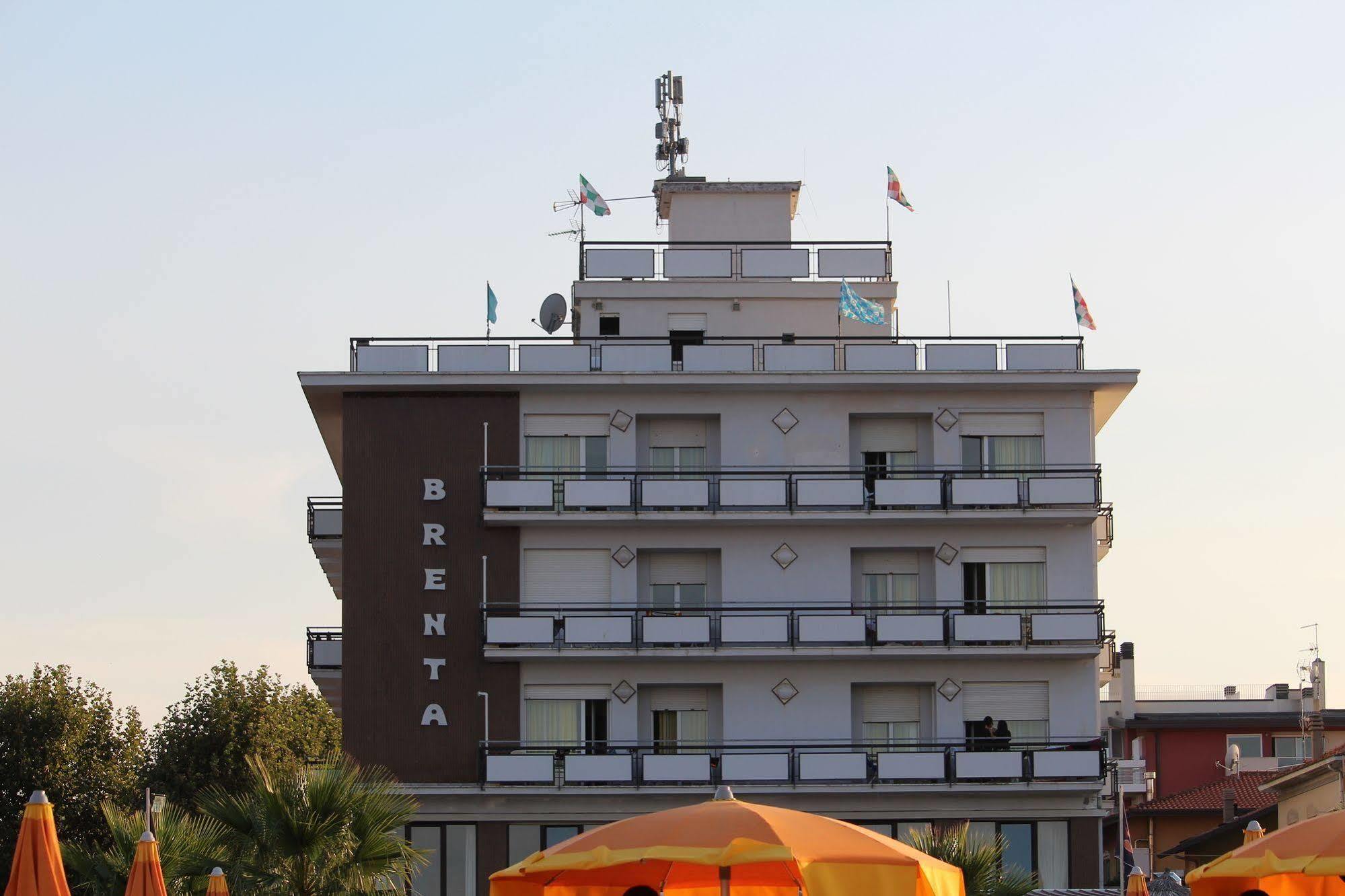Hotel Brenta Viserbella di Rimini Extérieur photo