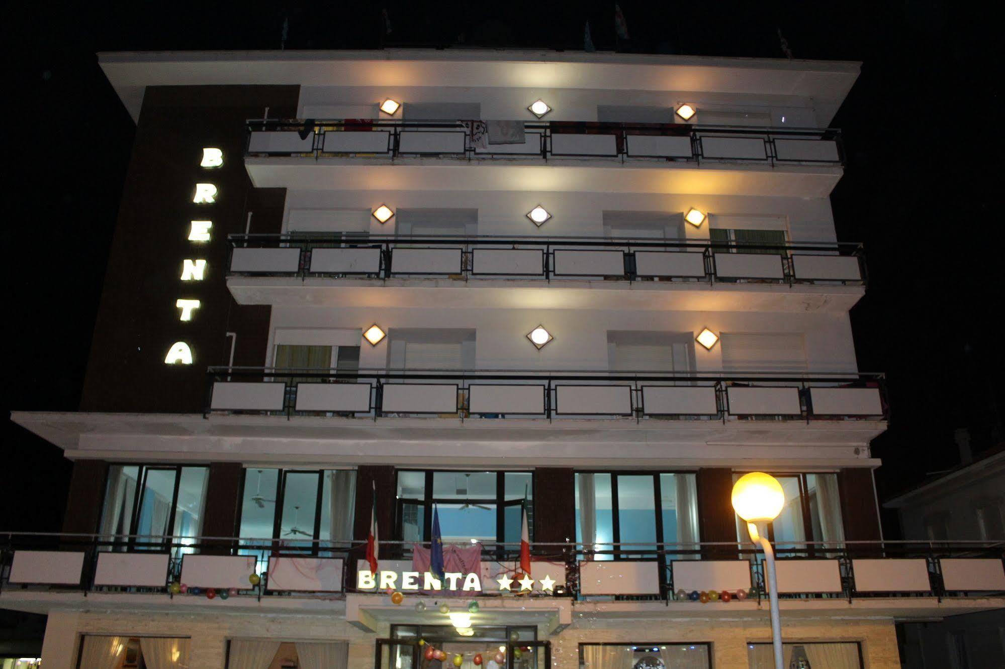 Hotel Brenta Viserbella di Rimini Extérieur photo