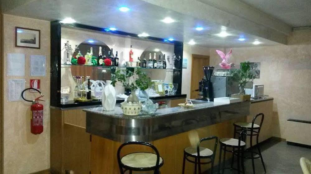 Hotel Brenta Viserbella di Rimini Extérieur photo